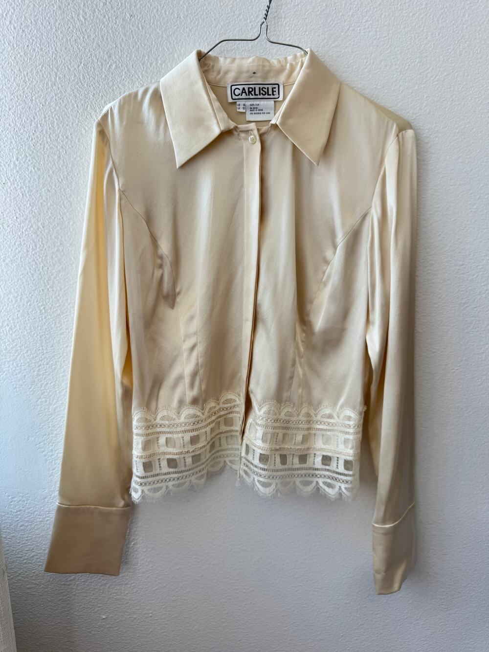 CARLISLE Vintage Silk Button-Up Blouse